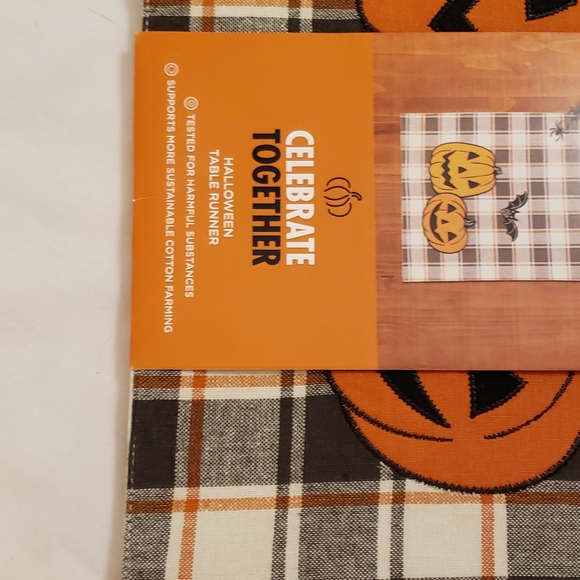 Fall Table runner - Picture 4 of 4